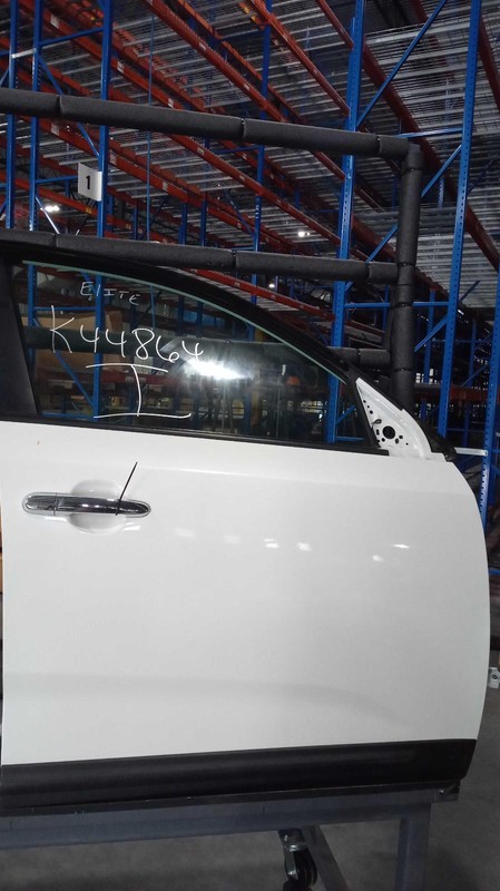 2015 Kia Sorento Right Door White Used OEM 3196310 PW PL PM 97K Miles