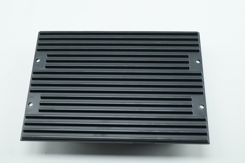 LAND ROVER LR2 Amplifier Amp ALPINE Sound OEM 2008 - 2012