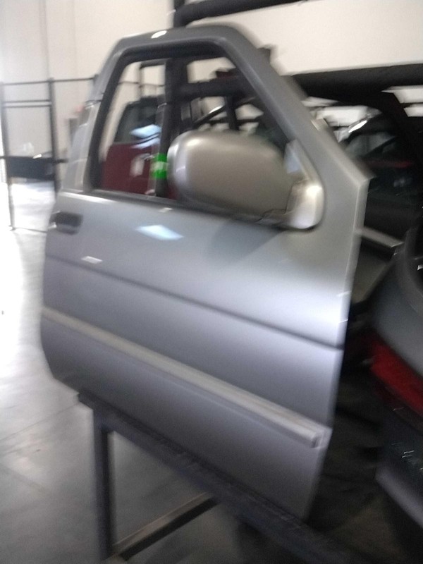 2002 Nissan Pathfinder Right Front Door Silver OEM Used 250K Miles