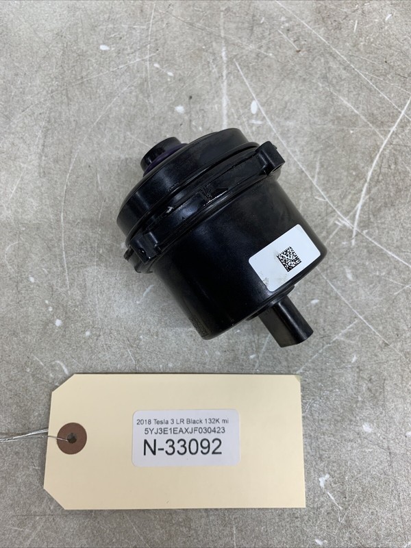 17-22 Tesla Model 3 Radiator Auxiliary Coolant Water Pump 108824500L 33092 B134