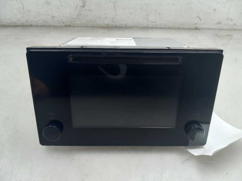 16-18 TOYOTA PRIUS TWO 1.8L STEREO / RADIO DISPLAY AND RECEIVER