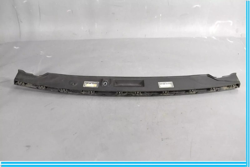 08-15 BMW 750i F01 F02 Rear Back Trunk Lid Tail Gate Moulding Panel 7200035 OEM