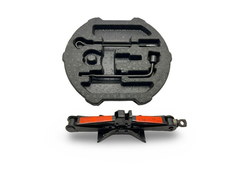 2020-2025 Nissan Sentra Jack Set With Foam Holder And Tools