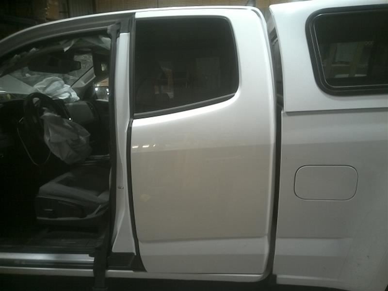 Driver Rear Side Door Extended Cab Fixed Window Fits 15-18 CANYON 2459582