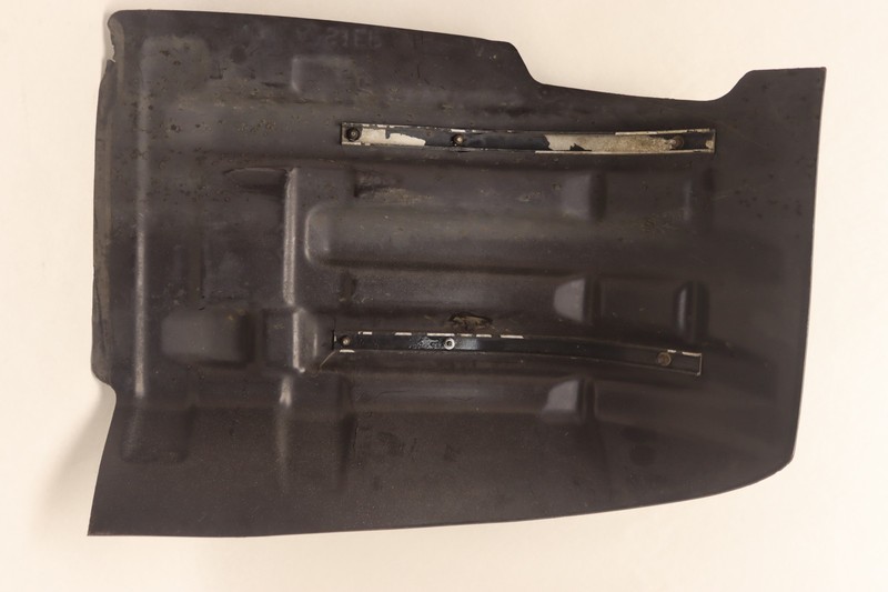 1996-2010 KENWORTH T2000 RIGHT PASSENGER INNER FENDER SPLASH SHIELD GUARD OEM
