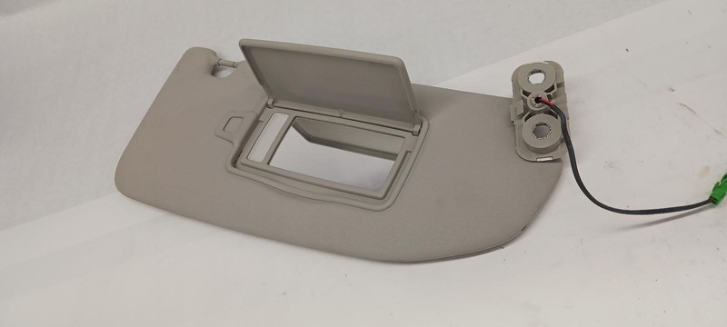 19-'22 VOLVO XC40 right passenger Sun visor gray OEM Grade A!