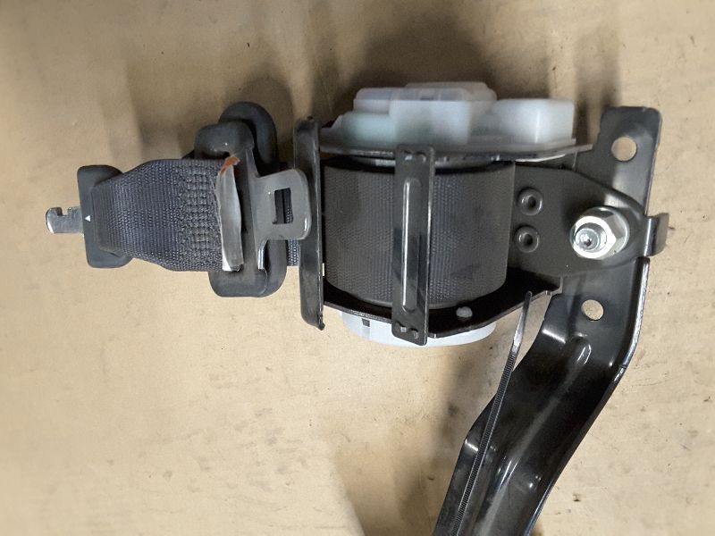 2007 FIT Seat Belt Assembly, Rear 72931