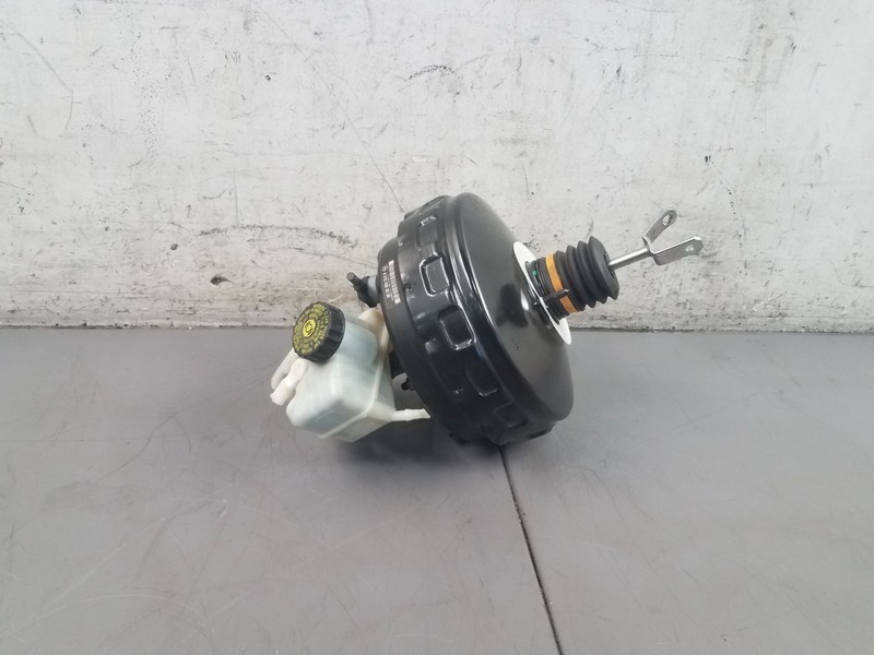2013 Mercedes AMG CLS 63 Brake Master Cylinder / Booster #1960 B8