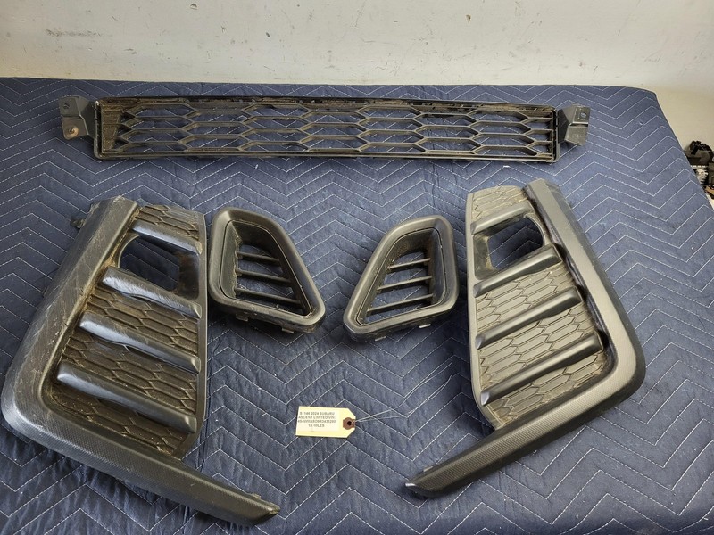 Used Oem Subaru Front Fog Lamp Bezel Cover & Grille for 2023-2025 Ascent