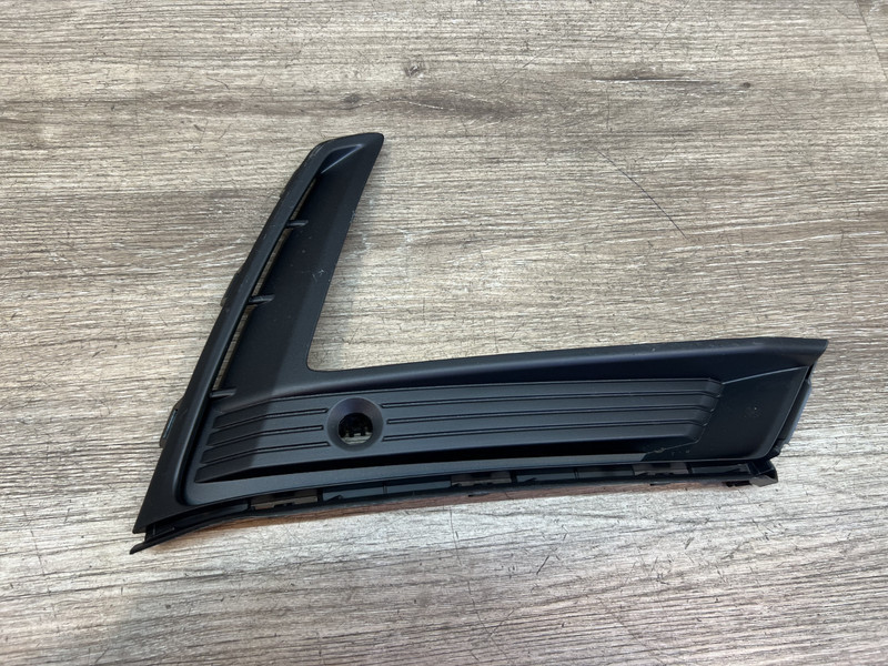 2023-2024 Honda CR-V RH Front Bumper Fog Light OEM71141-3A0-A2