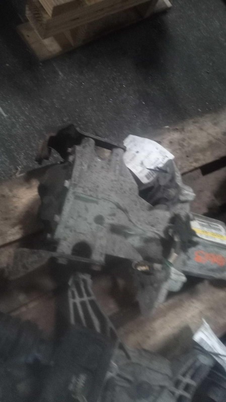 Used Differential Carrier Assembly fits: 2015 Ford Explorer rear Grade A