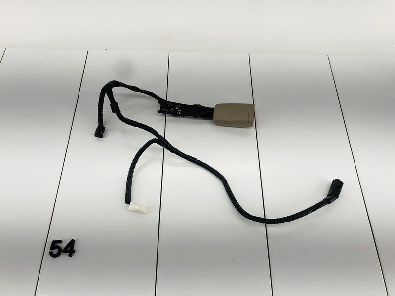 06-08 LEXUS RX400H FRONT LEFT DRIVER SIDE SEAT BELT BUCKLE OEM