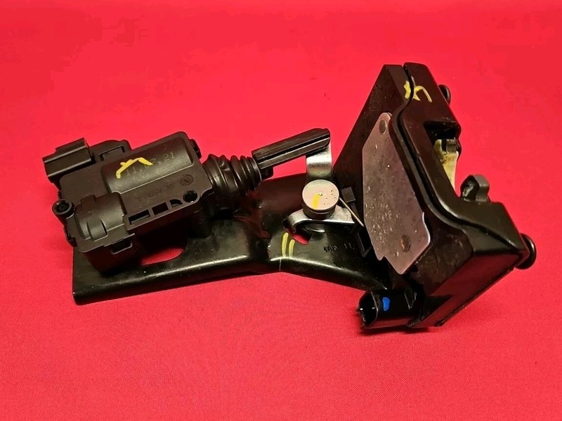 2008- 2012 Ford Escape Mariner Tailgate Liftgate Latch Lock 9L8Z-7843150-B