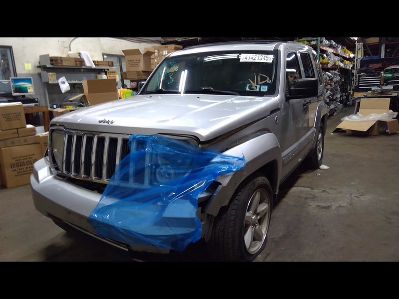 Coolant Reservoir Fits 08-12 LIBERTY 1571418