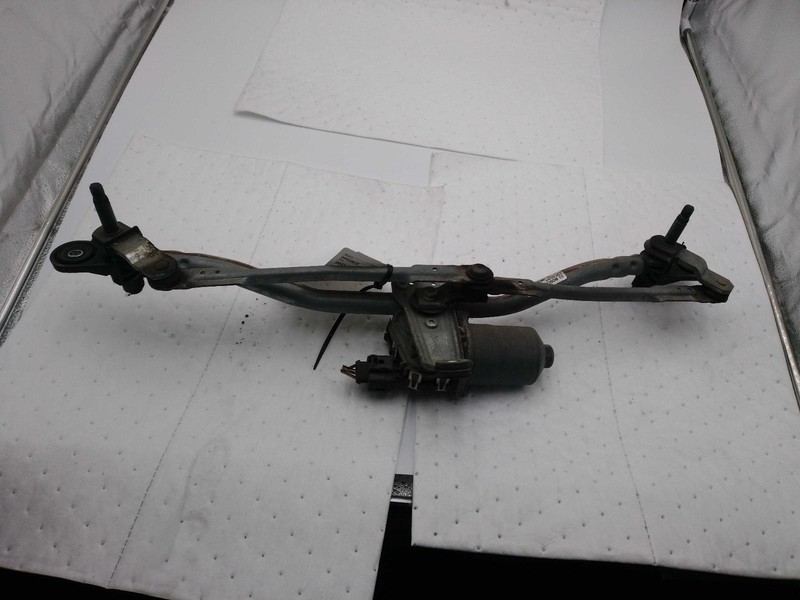 2015 Jeep Renegade Wiper Motor OEM Red 124K Miles Warranty 6 Months