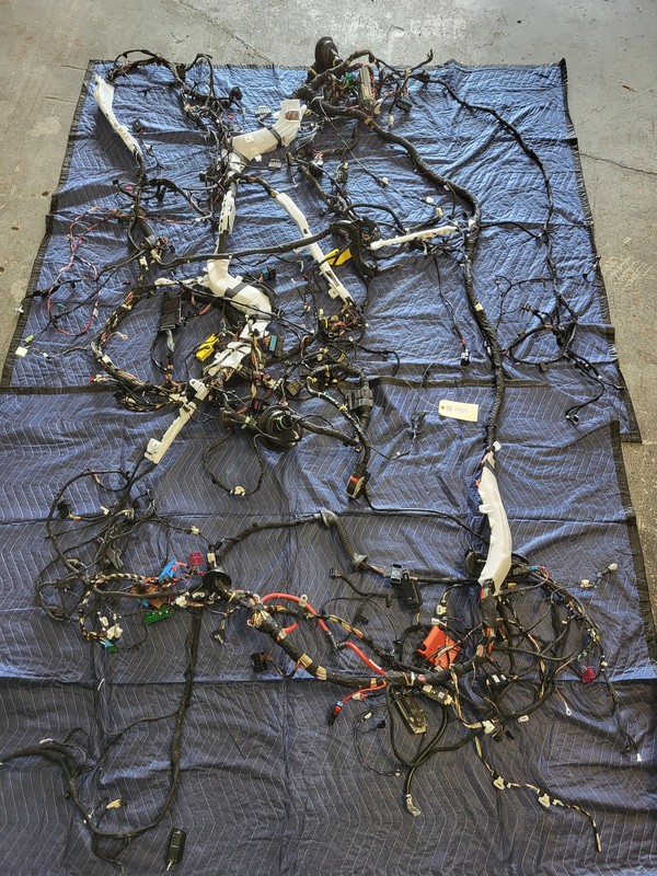 Used Oem BMW Body Main Wiring Harness for 2021-2025 430Xi Gran Coupe 2.0L AWD