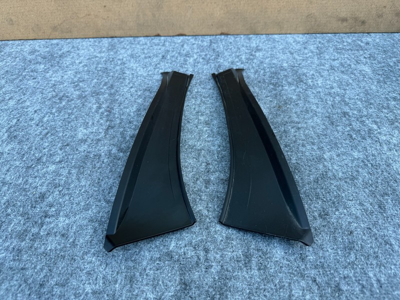 NISSAN 370Z COUPE 09-21 OEM LEFT RIGHT TAIL LIGHT TRIM COVER PANEL MOLDING BEZEL