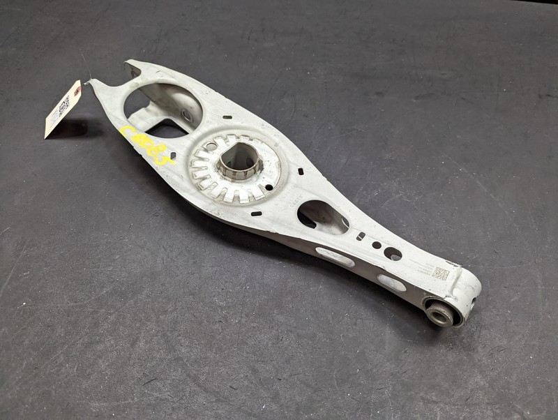 Rear Right Lower Control Arm 2022 Chevrolet Equinox 84059879 2018 2019-2023 X