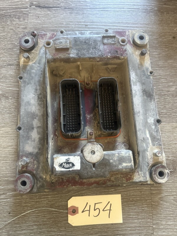 MackECM ECU DIESEL ENGINE COMPUTER MODULE - P/N: 20977021 P03 CORE NO WORKING
