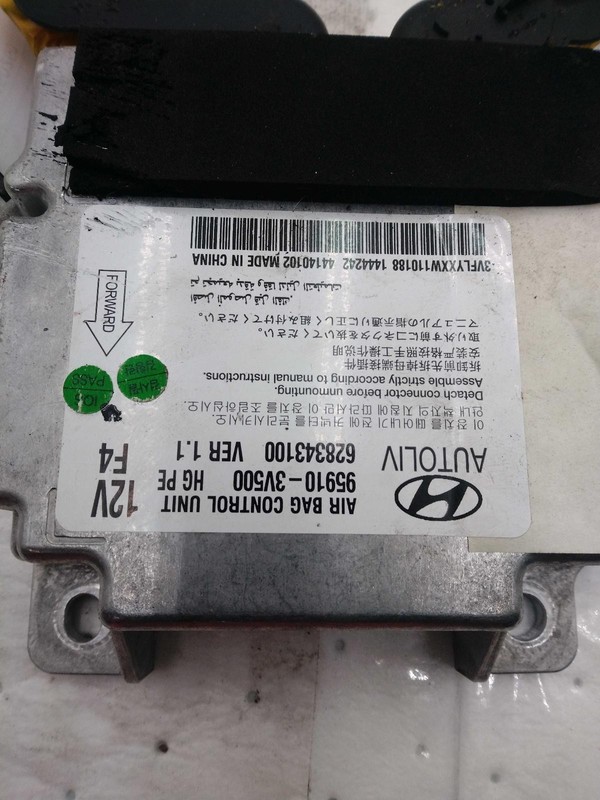 Used Air Bag Module fits: 2015 Hyundai Azera Air Bag LH dash ID 959103V500 Grade