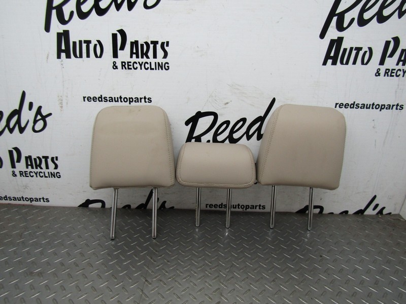 2015-2019 LINCOLN MKC OEM REAR BACK SEAT HEADRESTS TAN