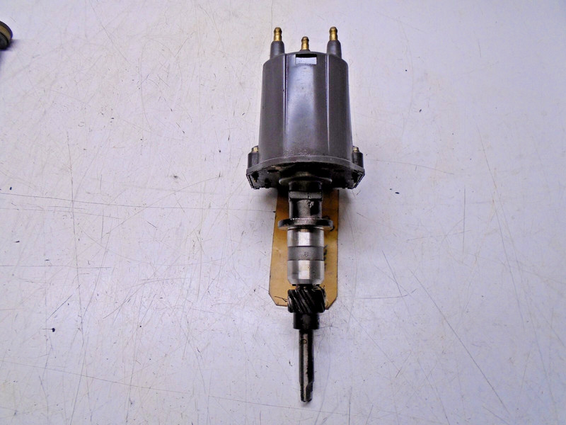 WA5 Mercruiser 3.0L 4 Cylinder Distributor 817377T