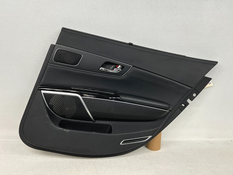 ⭐2015-2017 KIA K900 REAR RIGHT PASS SIDE INTERIOR DOOR PANEL BLACK OEM LOT2727
