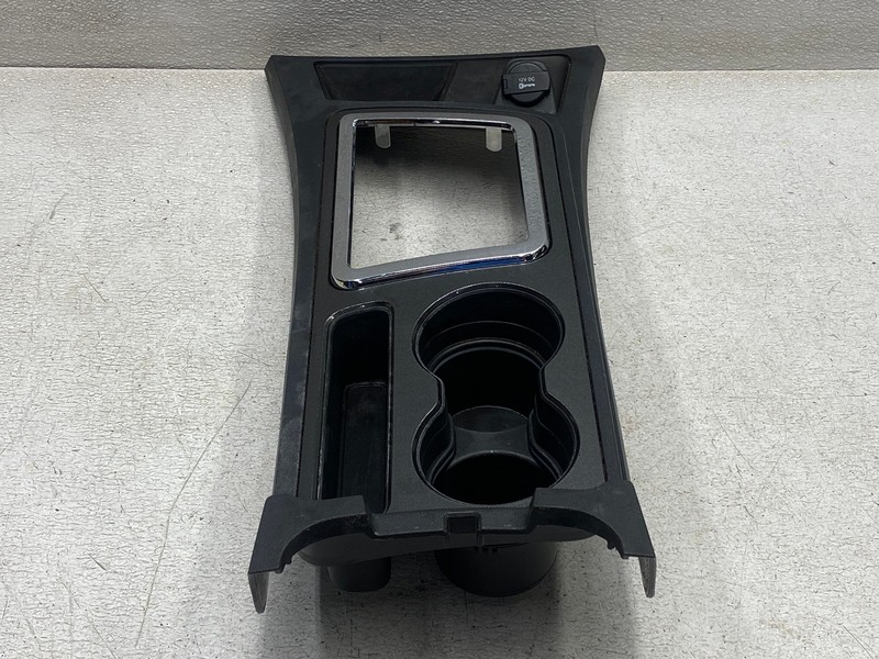 09-14 DODGE CHALLEGNGER SXT CENTER CONSOLE SHIFTER PANEL CUP HOLDER OEM LOT767