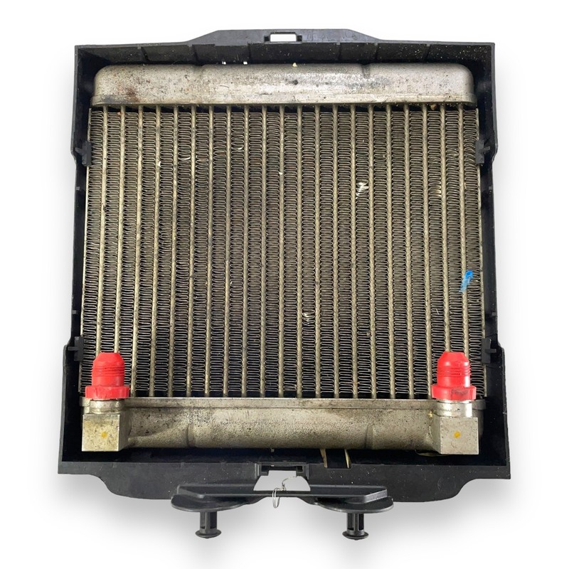 BMW 750i 550i 650i F01 F10 09-15 4.4L V8 N63 Engine Oil Cooler Radiator Right