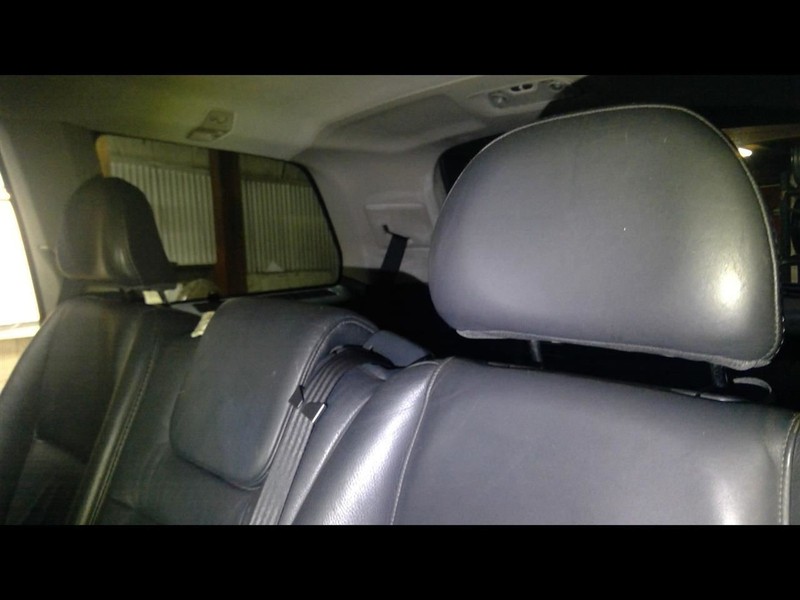 XC90 2013 3 2nd Row Headrests 1672737