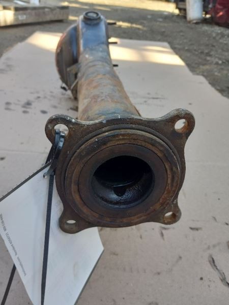 89 90 91 92 93 94 95 TOYOTA PICKUP DELUXE AXLE HOUSING REAR AXLE 4WD