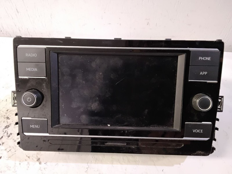 2022-2024 Volkswagen Taos radio display and receiver 6.5 in screen