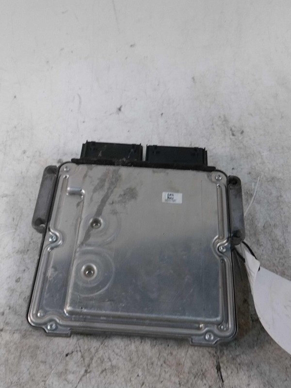 Used Engine Control Module (ECM) fits: 2014 Ford Escape Electronic Control Modul