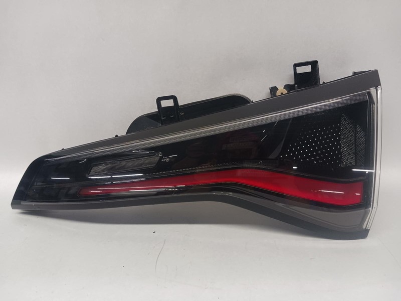 23-'25 HONDA HR-V Right passenger inner Taillight OEM Grade A!