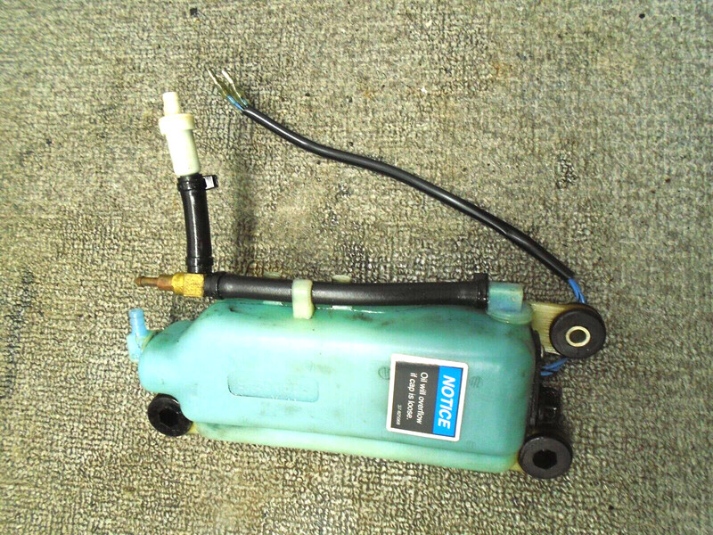 Used OEM Oil Reservoir Assy 833069T9/5 Mercury Mariner EFI DFI 135-200 HpMotor
