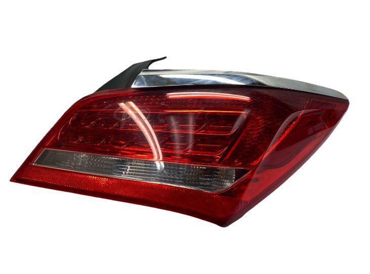 Buick Lacrosse tail light 2014 to 2016 tail light right side assy OEM 9011017