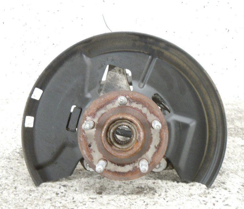 2013-2019 Cadillac XTS Front Spindle Knuckle Hub Passenger Right OEM