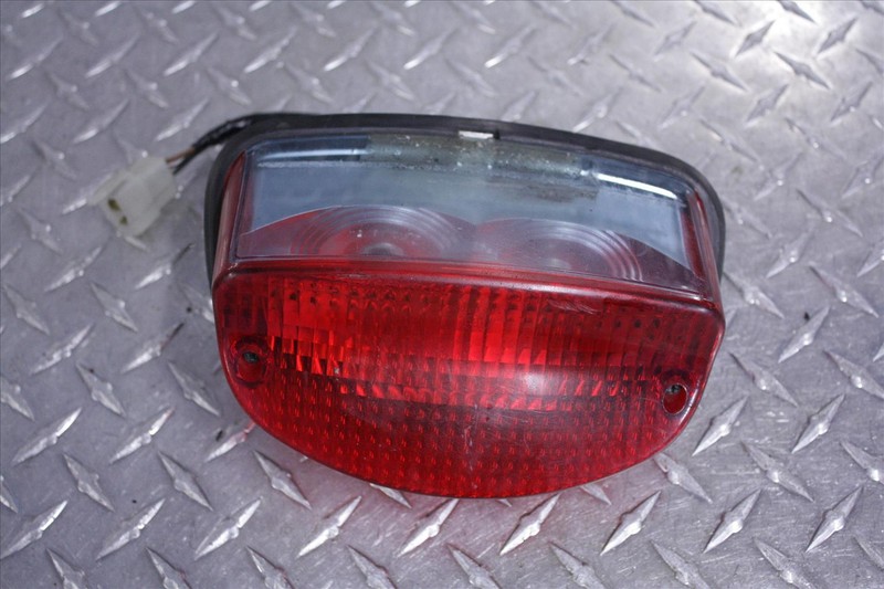 2005 SUZUKI GS 500 FK REAR TAIL BRAKE LIGHT LAMP OEM GS500 05