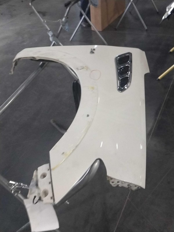 Infiniti QX80 2015 Right Fender WHITE 589125 2138