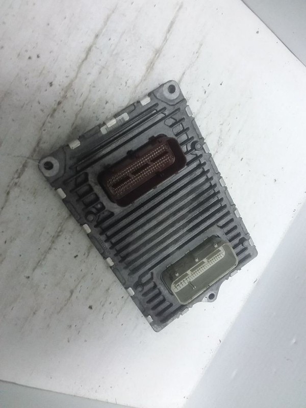 Engine ECM Electronic Control Module 3.2L Fits 18 CHEROKEE 68259137AB