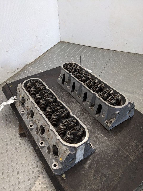 706 Ls Cylinder Heads GM Chevy Silverado Suburban GMC Yukon 4.8 1176562