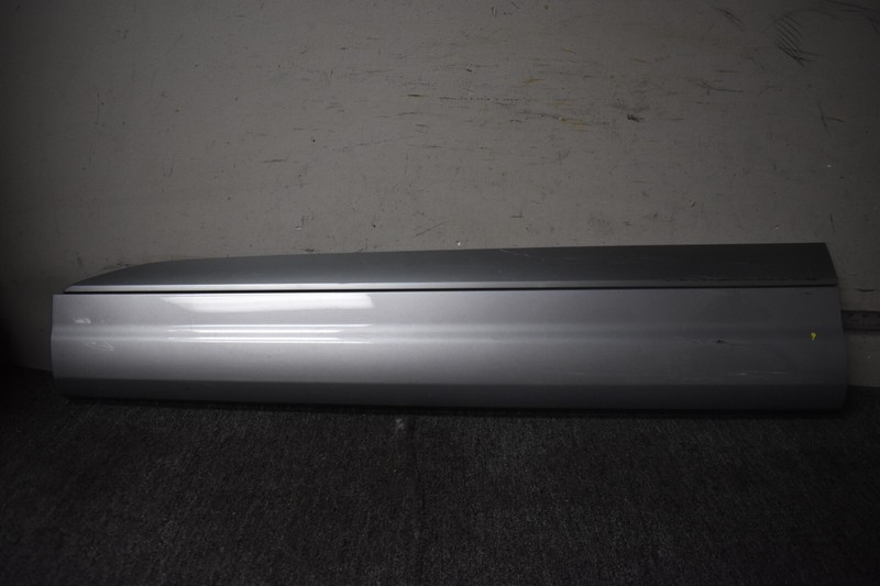 2017-2018 AUDI Q7 LEFT SIDE MOLDING DOOR FACTORY OEM