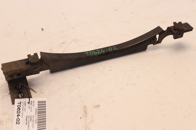 2018-2024 VOLVO VNL 760 D1 BRACKET MOUNT SUPPORT 22762017 OEM