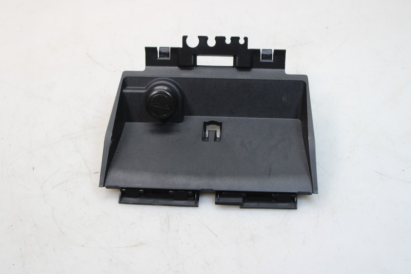 2015 - 2021 SUBARU WRX CENTER CONSOLE STORAGE COMPARTMENT TRAY OEM
