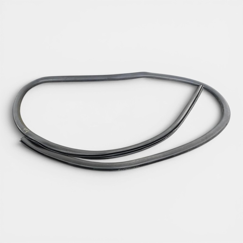 2023-2026 MASERATI GRECALE Front Left Side Door Weatherstrip Seal Oem