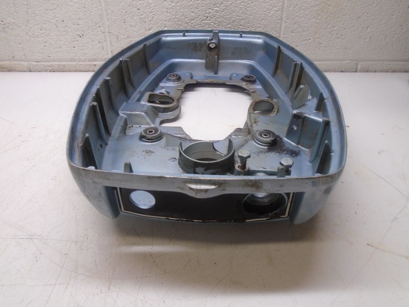 G1 OMC Johnson Evinrude 1976-1980 25-35 hp lower engine cover lower cowl 0388158