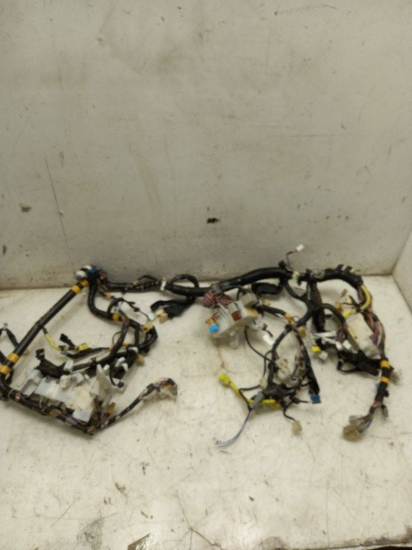 08 TOYOTA SIENNA DASH WIRE HARNESS 82141-08561