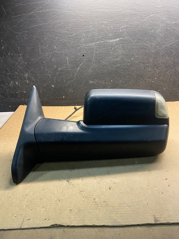 2013-2018 Dodge Ram 1500 Left Driver LH Turn Door Mirror OEM AA0632 DG