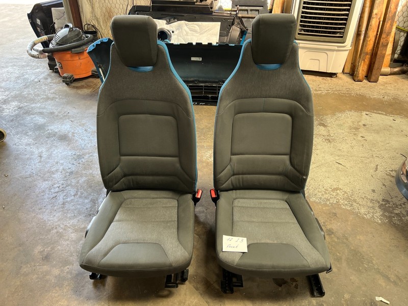 14-21 BMW i3 FRONT LEFT AND RIGHT SEATS OEM