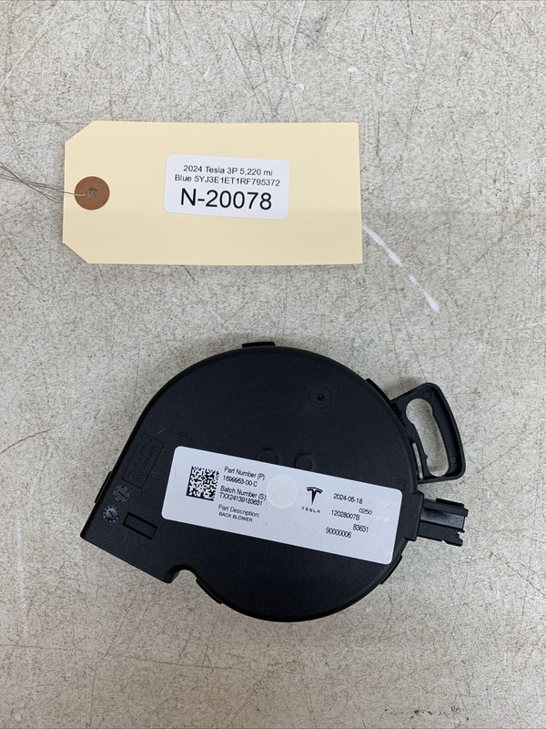 ⚡️24-25 TESLA MODEL 3 1R SEAT BACK BLOWER 1699953-00-C 20078 B61